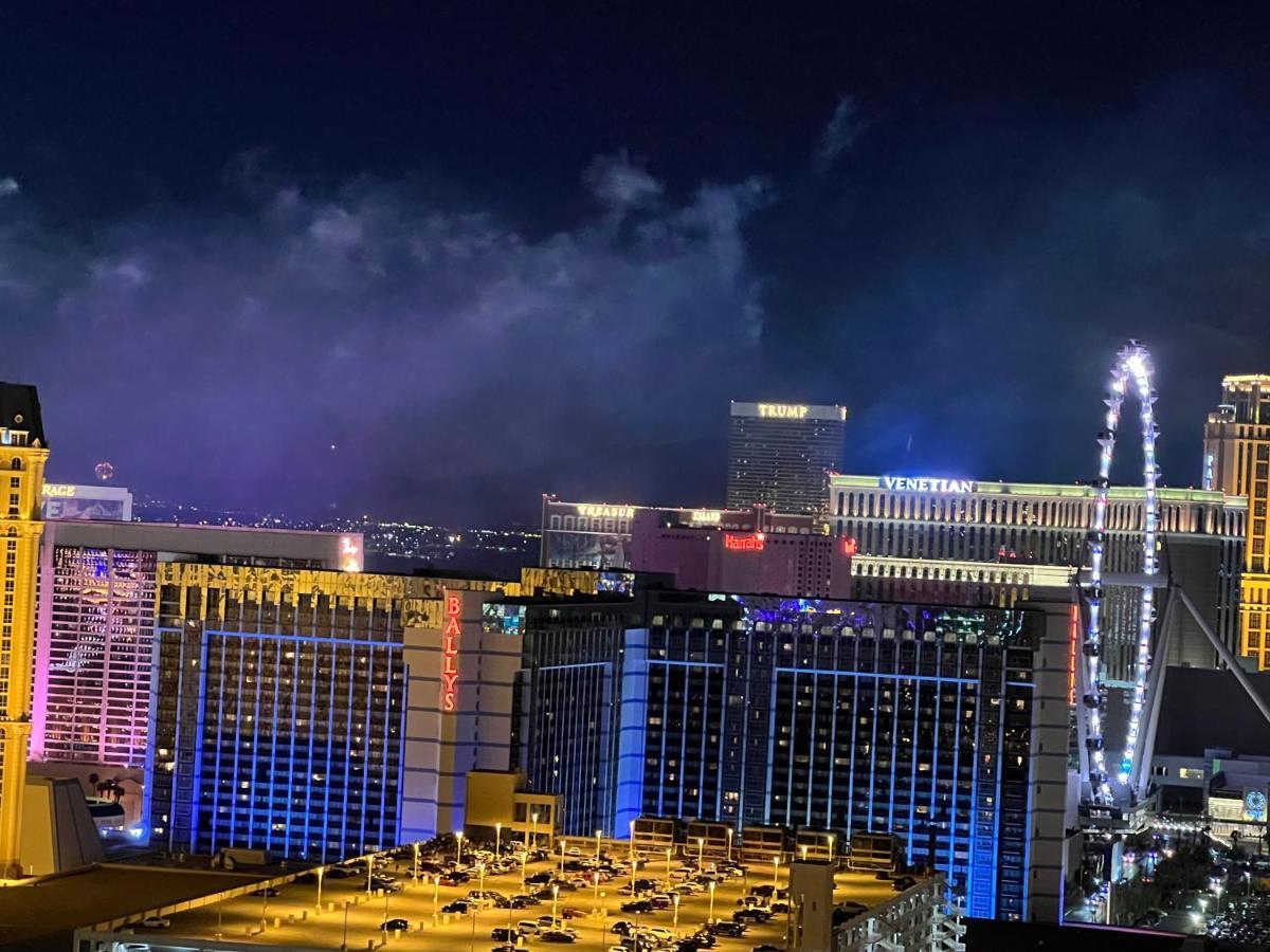 Balcony Suite Strip View Las Vegas Exteriör bild