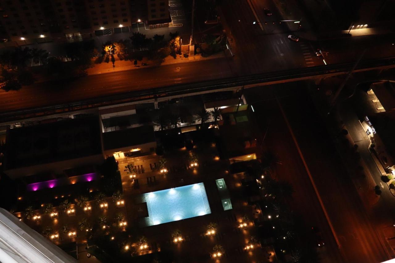 Balcony Suite Strip View Las Vegas Exteriör bild